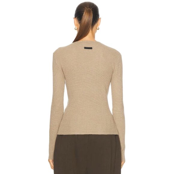 Fear of God ESSENTIALS Fitted Sweater in Desert Sand Medium Womens Top - Picture 3 of 15
